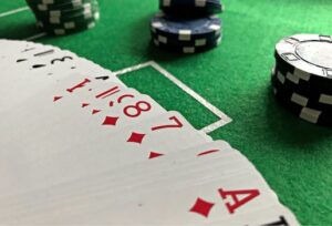 Multi-Table Poker: Strategies for Winning on Multiple Fronts