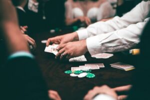 Las Vegas Poker Extravaganza: The Pinnacle Poker Experience